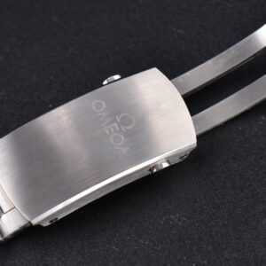 Planet Ocean 600m 43.5mm VSF Black Dial SS Bracelet A8906 - Image 3