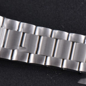 Planet Ocean 600m 43.5mm VSF Black Dial SS Bracelet A8906 - Image 6