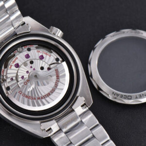 Planet Ocean 600m 43.5mm VSF Blue Dial SS Bracelet A8906 - Image 18