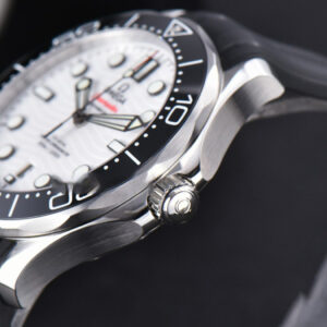Seamaster Diver SS 300M VSF 42MM White Dial Rubber Strap A8800 - Image 11