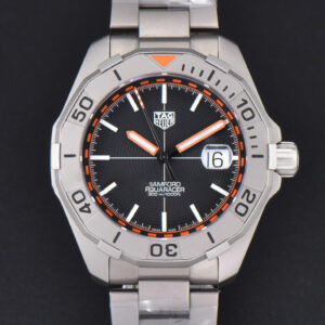 Aquaracer Bamford OF 43MM Black/Orange Dial SS BraceletAquaracer Calibre 7 GMT OF 43MM Blue/Red Bezel Black Dial Swiss SW200