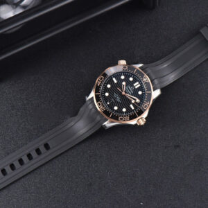 Seamaster Diver RG/SS 300M VSF 42MM Black Dial Rubber Strap A8800 - Image 9
