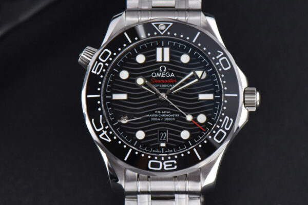 Seamaster Diver SS 300M VSF 42MM Black Dial SS Bracelet A8800