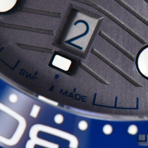 Seamaster Diver 300M VSF 42MM Gray Dial Nylon Strap A8800 - Image 9