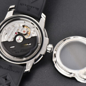 Fifty Fathoms 5008B Barakuda 40mm GSF Black Dial Black Rubber Strap A1151 - Image 4