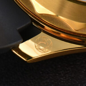 Seamaster Diver 007 YG/SS 300M VSF 42MM Black Dial Rubber Strap A8800 - Image 13