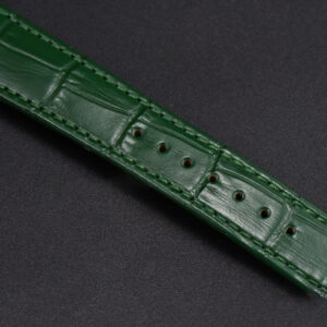 Tank Must Large 33.7×25.5mm K11F Green Dial Green Leather Strap Quartz - Image 22