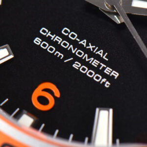 Planet Ocean 600m 42mm VSF Black Dial Orange Bezel SS Bracelet A8500 - Image 3