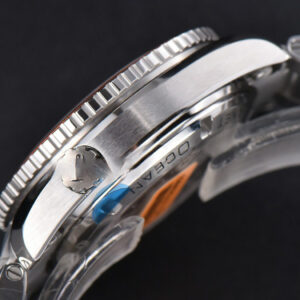 Planet Ocean 600m 42mm VSF Black Dial Orange Bezel SS Bracelet A8500 - Image 9