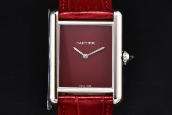 Tank Must Large 33.7×25.5mm K11F Red Dial Red Leather Strap Quartz