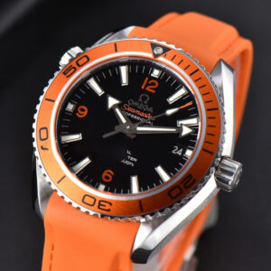 Planet Ocean 600m 42mm VSF Black Dial Orange Bezel Orange Rubber Strap A8500 - Image 4