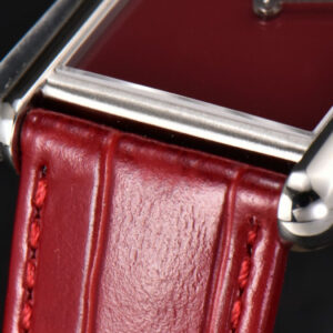 Tank Must Large 33.7×25.5mm K11F Red Dial Red Leather Strap Quartz - Image 15