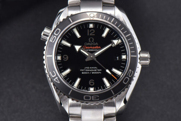 Planet Ocean 600m 42mm VSF Black Dial SS Bracelet A8500