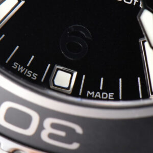 Planet Ocean 600m 42mm VSF Black Dial SS Bracelet A8500 - Image 5