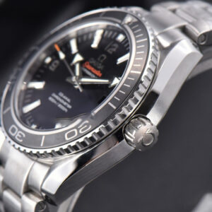 Planet Ocean 600m 42mm VSF Black Dial SS Bracelet A8500 - Image 7