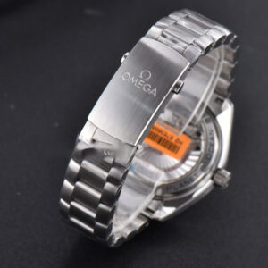 Planet Ocean 600m 42mm VSF Black Dial SS Bracelet A8500 - Image 11