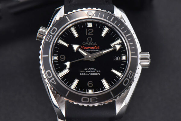 Planet Ocean 600m 42mm VSF Black Dial Rubber Strap A8500