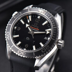Planet Ocean 600m 42mm VSF Black Dial Rubber Strap A8500 - Image 4