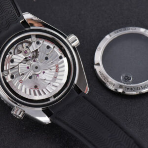 Planet Ocean 600m 42mm VSF Black Dial Rubber Strap A8500 - Image 22