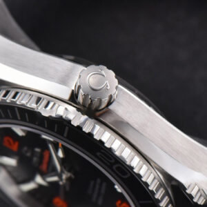 Planet Ocean 600m 42mm VSF Black Dial Orange Marker Rubber Strap A8500 - Image 12