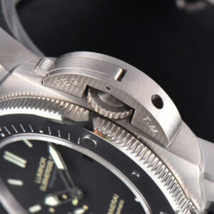 PAM389 Submersible AMagnetic VSF 47mm Black Dial Rubber Strap P9000 - Image 9