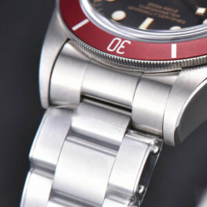 Heritage 2016 Black Bay Shield Red 41MM ZF SS Bracelet A2824 - Image 10