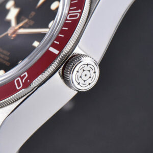 Heritage 2016 Black Bay Shield Red 41MM ZF SS Bracelet A2824 - Image 11
