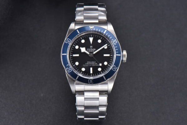 Heritage 2016 Black Bay Shield Blue 41MM ZF SS Bracelet A2824