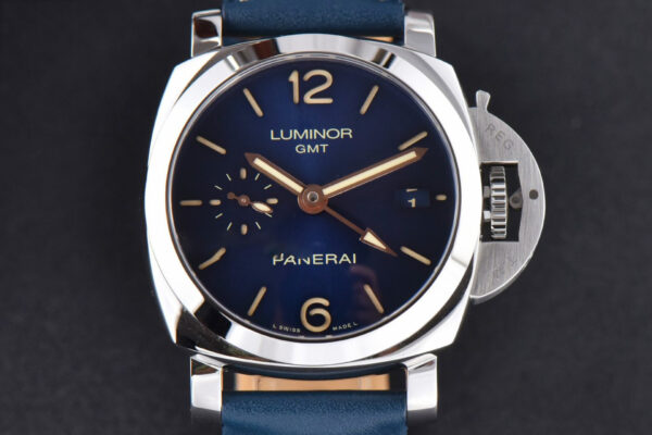 PAM688 Luminor Submersible VSF 42mm 1950 3 Days Blue DIal Leather Strap P9001