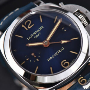 PAM688 Luminor Submersible VSF 42mm 1950 3 Days Blue DIal Leather Strap P9001 - Image 7