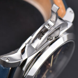 PAM688 Luminor Submersible VSF 42mm 1950 3 Days Blue DIal Leather Strap P9001 - Image 10