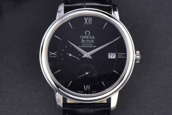 De Ville Hour Vision VSF 41mm Black Dial Roma Marker Leather Strap A8500