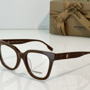 BURBERRY (B2347) - Image 2