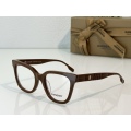 BURBERRY (B2347)