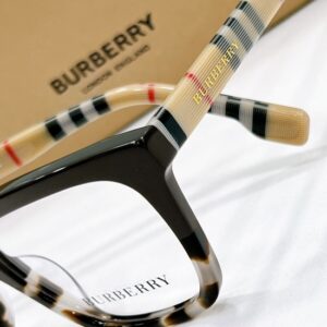 BURBERRY ( BE2370) - Image 2