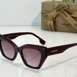 BURBERRY (BE4299)