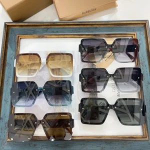 BURBERRY (BE 5381U) - Image 2