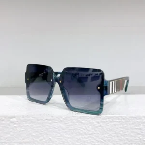BURBERRY (BE 5381U)