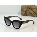 BURBERRY (BE4299)