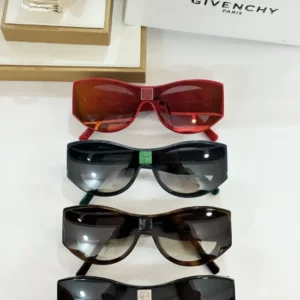 GIVENCHY (GV400024U) - Image 2