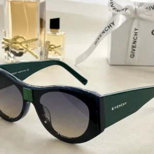 GIVENCHY (GV400024U)