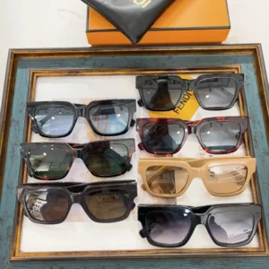 FENDI (FE40118I) - Image 3