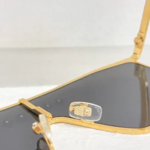 LOUIS VUITTON (Z1852U) - Image 2