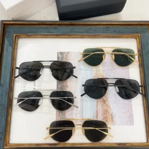 GIVENCHY (GV40058U) - Image 2