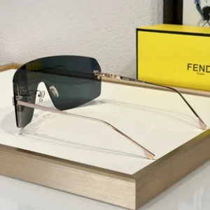 FENDI (FE4121US) - Image 5