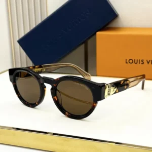 LOUIS VUITTON (Z2061)