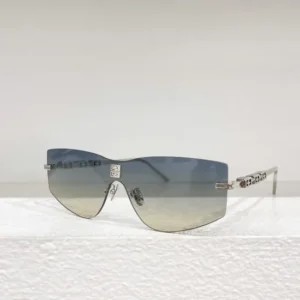 GIVENCHY (GV40043U) - Image 3