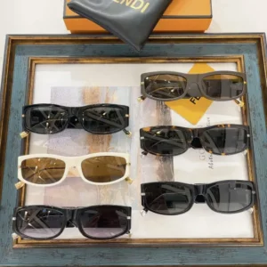 FENDI (FE40120I) - Image 2