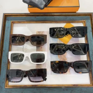 FENDI (FE 40131I) - Image 3