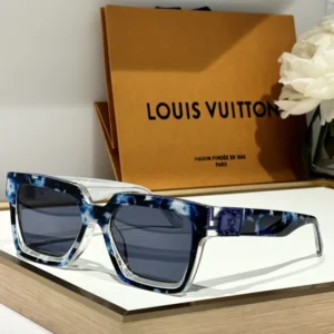 LOUIS VUITTON (1.1 Millionaires LV96006)